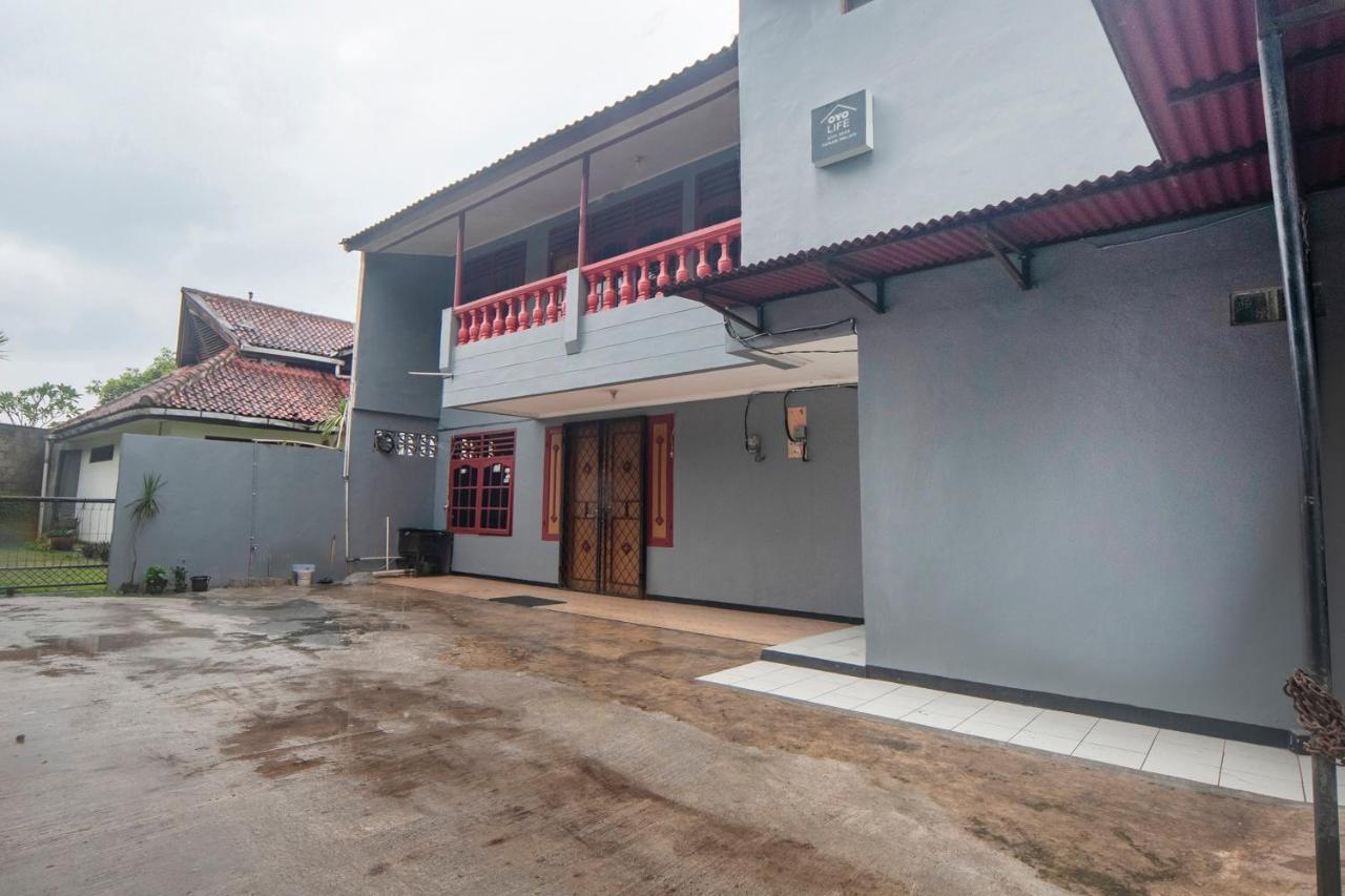 Hotel Oyo Life 3034 Taman Melati Depok Exterior foto