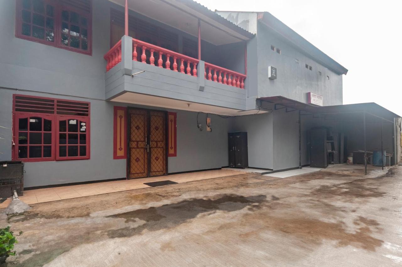 Hotel Oyo Life 3034 Taman Melati Depok Exterior foto