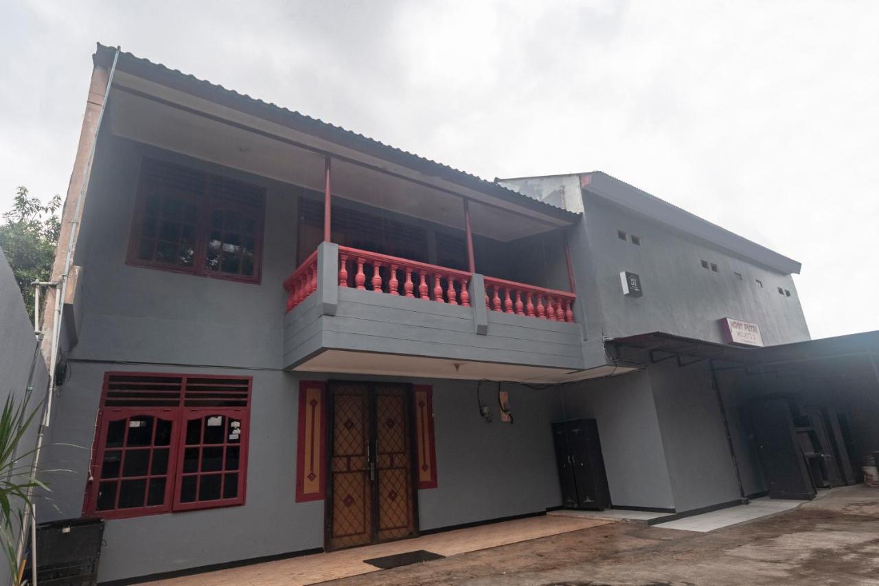 Hotel Oyo Life 3034 Taman Melati Depok Exterior foto